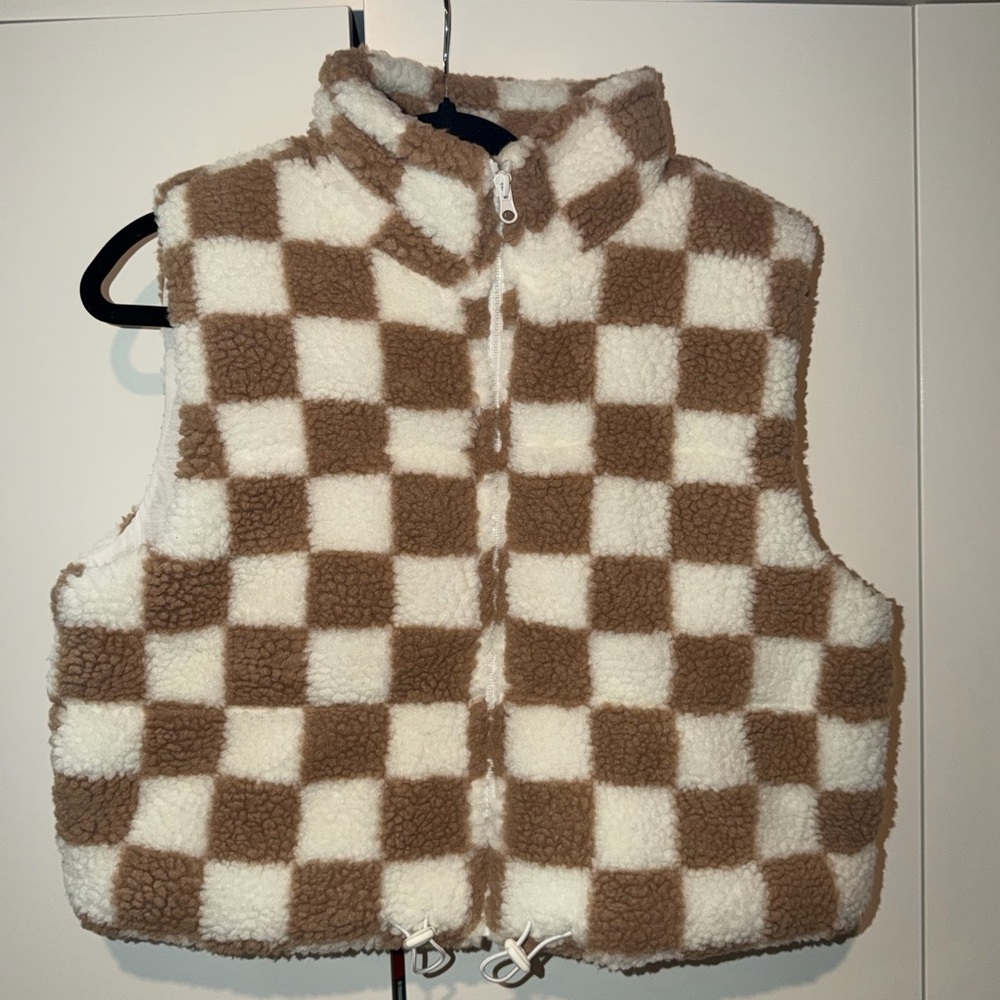 Wild Rose Brown and White Checkered Sherpa Vest